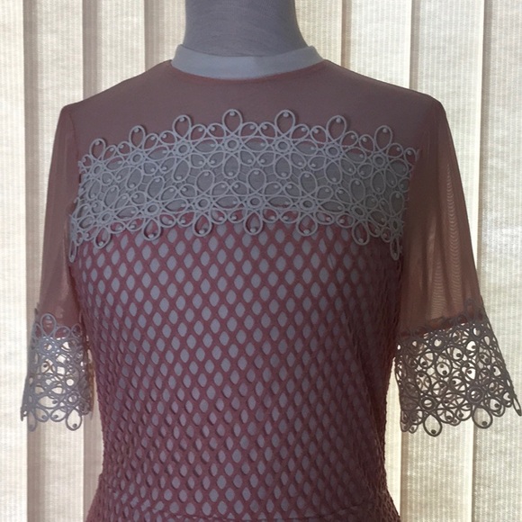 Pink mesh mini dress - Picture 5 of 9